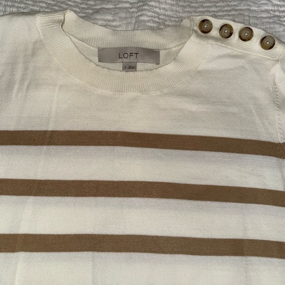 LOFT Sweater - Picture 2 of 3